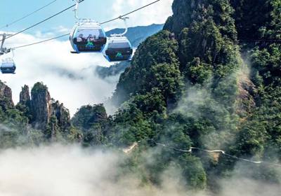 莽山五指峰漫游指南：踏云尋峰，探秘南嶺秘境